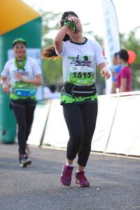 BIB: 1515
                            <button type="button" onclick="openModal(3649474)" class="btn btn-primary btn-sm float-right btn-popup" data-toggle="modal" data-target=".modal-high-quality">
                        <i class="fas fa-shopping-cart"></i> Add to Cart
                    </button>
                                            <button type="button" onclick="isThisMe(3649474, true)" class="btn btn-success btn-sm float-right btn-popup btn-isme hidden" data-toggle="tooltip" data-placement="bottom" title="นี่คือรูปของคุณใช่ไหม คลิกที่นี่เพื่อเอาเข้าอัลบั้ม">
                        <i class="fas fa-plus"></i> Add to album
                    </button>
                    <button type="button" onclick="isThisMe(3649474, false)" class="btn btn-warning btn-sm float-right btn-popup btn-isnotme hidden">
                        <i class="fas fa-ban"></i> Remove from album
                    </button>